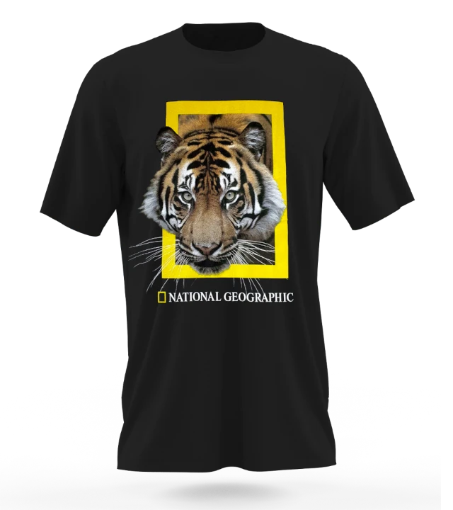 T-Shirt mit National Geographic Bedruckung auf der Vorderseite im Siebdruckverfahren