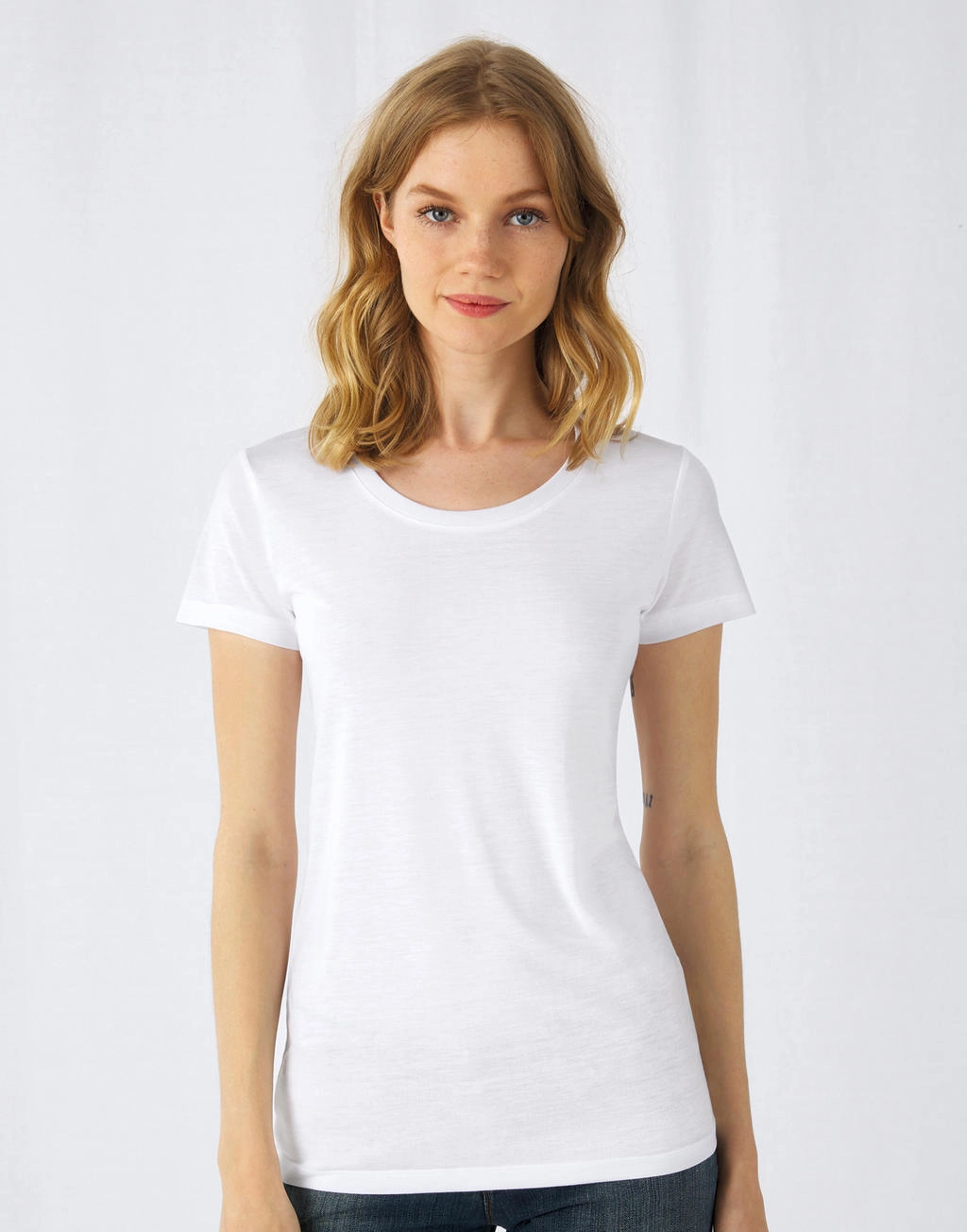 Sublimation/women T-Shirt zum Besticken und Bedrucken mit Ihren Logo, Schriftzug oder Motiv.