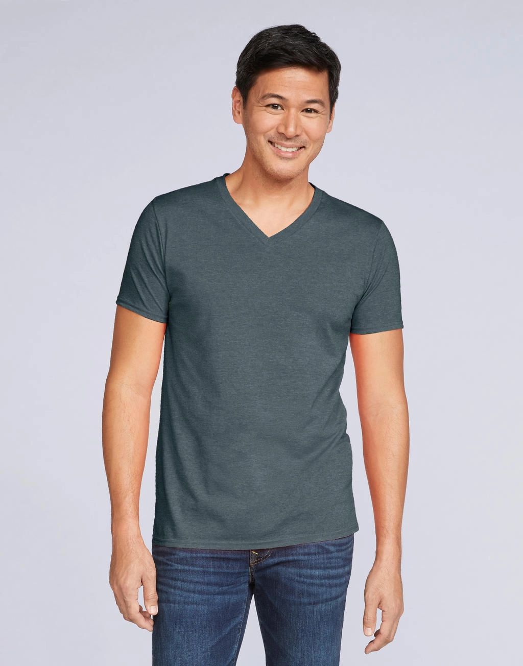 Gildan Mens Softstyle® V-Neck T-Shirt zum Besticken und Bedrucken mit Ihren Logo, Schriftzug oder Motiv.