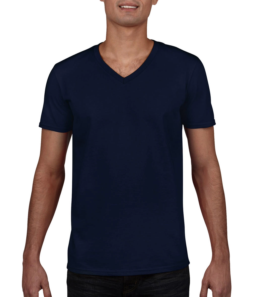 Gildan Mens Softstyle® V-Neck T-Shirt zum Besticken und Bedrucken in der Farbe Navy mit Ihren Logo, Schriftzug oder Motiv.