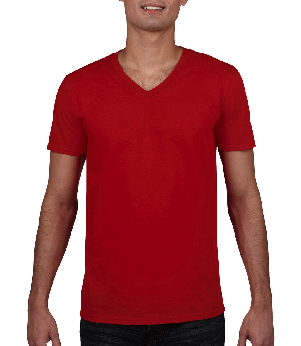 Gildan Mens Softstyle® V-Neck T-Shirt zum Besticken und Bedrucken in der Farbe Red mit Ihren Logo, Schriftzug oder Motiv.