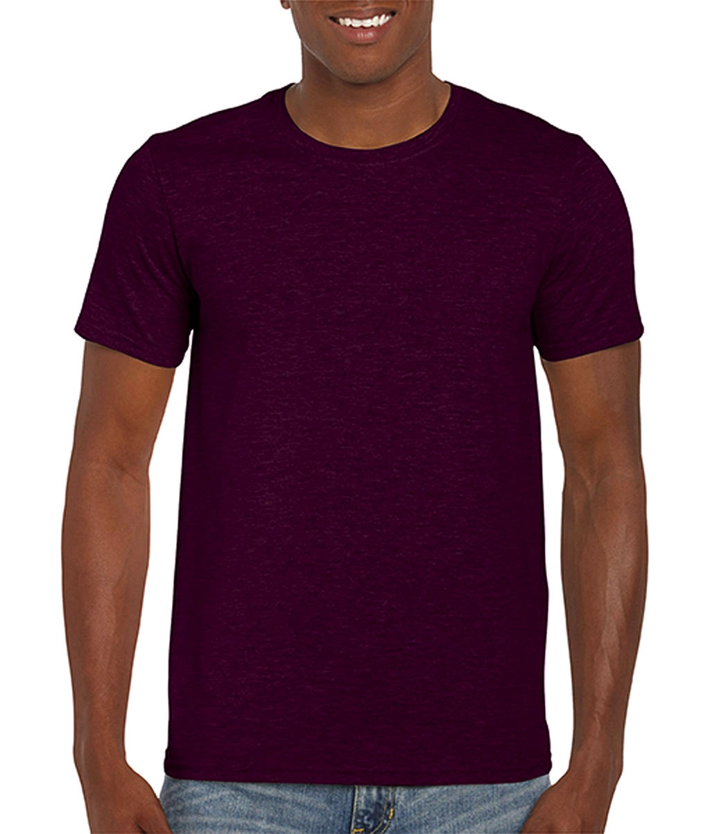 Softstyle® Ring Spun T-Shirt zum Besticken und Bedrucken in der Farbe Maroon mit Ihren Logo, Schriftzug oder Motiv.