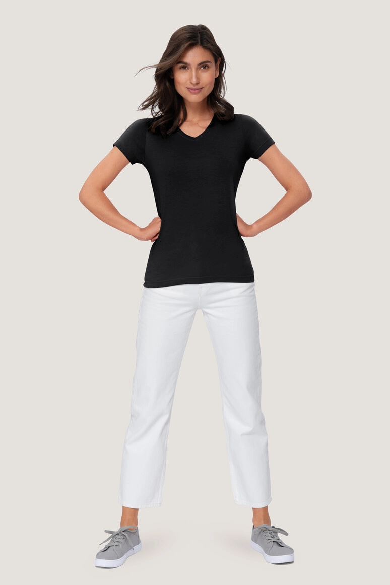 HAKRO Damen V-Shirt Mikralinar® PRO zum Besticken und Bedrucken in der Farbe Hp schwarz mit Ihren Logo, Schriftzug oder Motiv.
