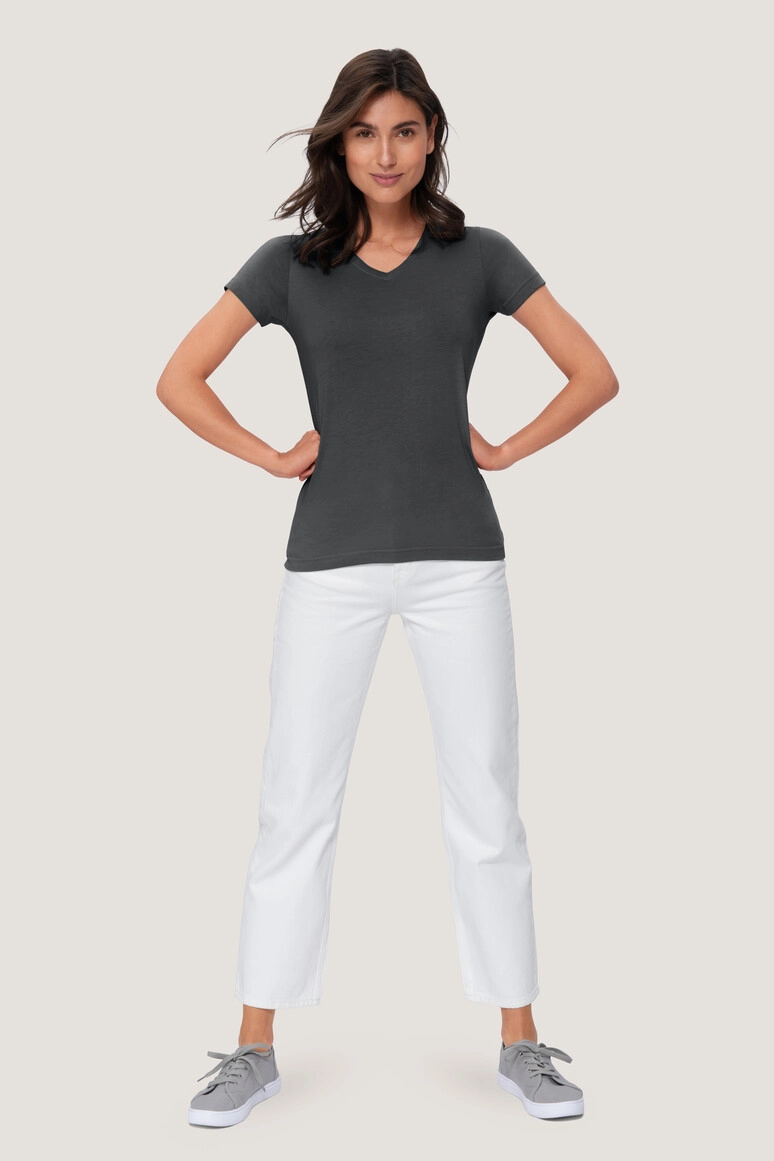HAKRO Damen V-Shirt Mikralinar® PRO zum Besticken und Bedrucken in der Farbe Hp anthrazit mit Ihren Logo, Schriftzug oder Motiv.