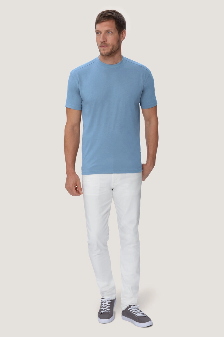 HAKRO T-Shirt Mikralinar® PRO zum Besticken und Bedrucken in der Farbe Hp eisblau mit Ihren Logo, Schriftzug oder Motiv.