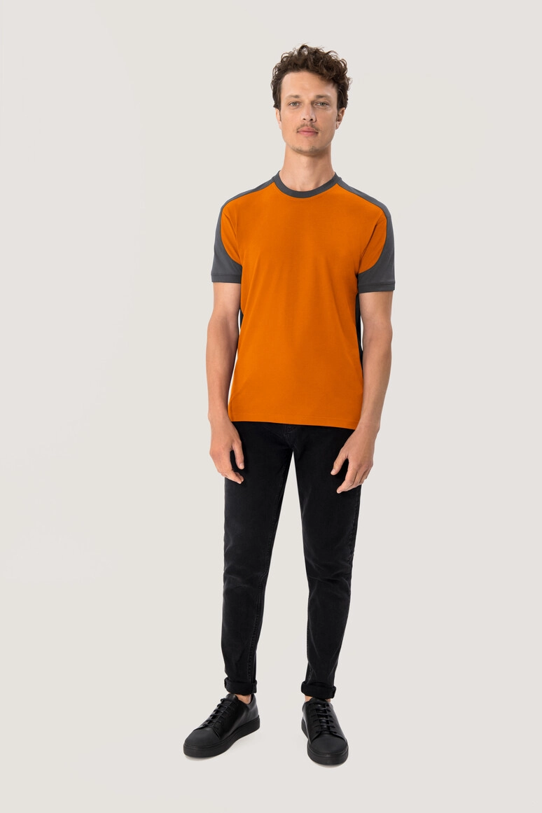 HAKRO T-Shirt Contrast Mikralinar® zum Besticken und Bedrucken in der Farbe Orange/anthrazit mit Ihren Logo, Schriftzug oder Motiv.