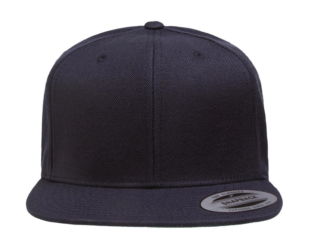 Classic Snapback Cap zum Besticken und Bedrucken in der Farbe Dark Navy mit Ihren Logo, Schriftzug oder Motiv.