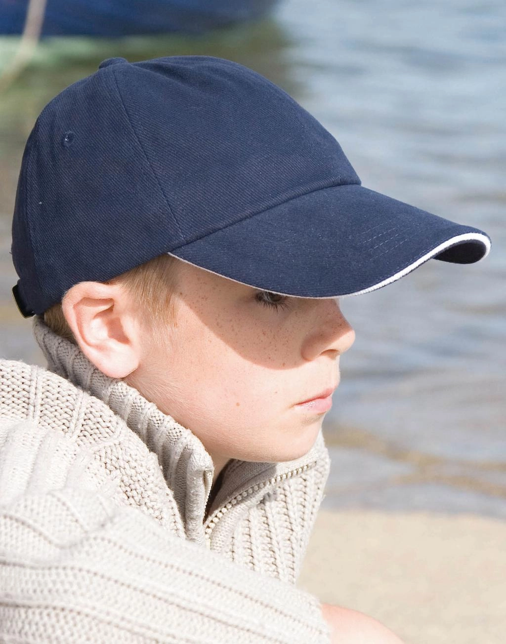 Junior Brushed Cotton Cap zum Besticken und Bedrucken mit Ihren Logo, Schriftzug oder Motiv.