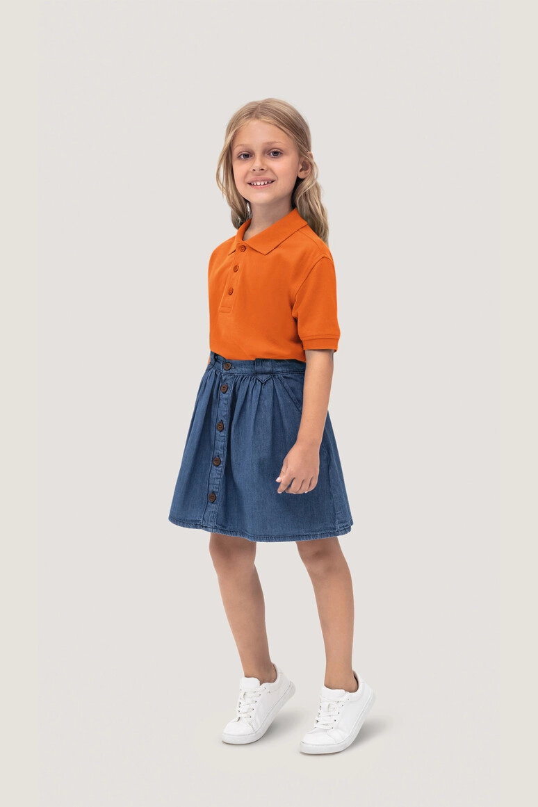 HAKRO Kinder Poloshirt Classic zum Besticken und Bedrucken in der Farbe Orange mit Ihren Logo, Schriftzug oder Motiv.