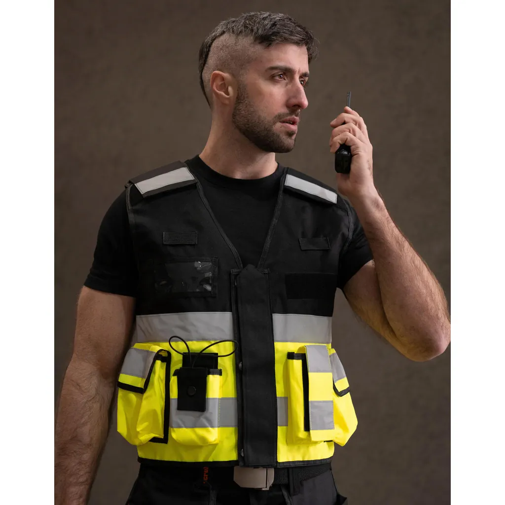 Tactical Safety Vest Bonn zum Besticken und Bedrucken mit Ihren Logo, Schriftzug oder Motiv.