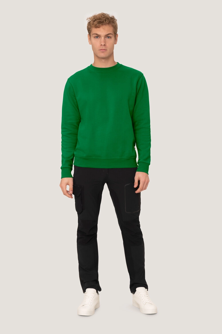 HAKRO Sweatshirt Premium zum Besticken und Bedrucken in der Farbe Kellygrün mit Ihren Logo, Schriftzug oder Motiv.
