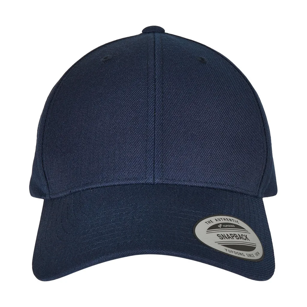 Premium Curved Visor Snapback Cap zum Besticken und Bedrucken in der Farbe Navy mit Ihren Logo, Schriftzug oder Motiv.