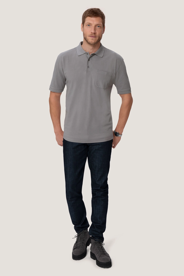 HAKRO Pocket-Poloshirt Mikralinar® zum Besticken und Bedrucken in der Farbe Titan mit Ihren Logo, Schriftzug oder Motiv.