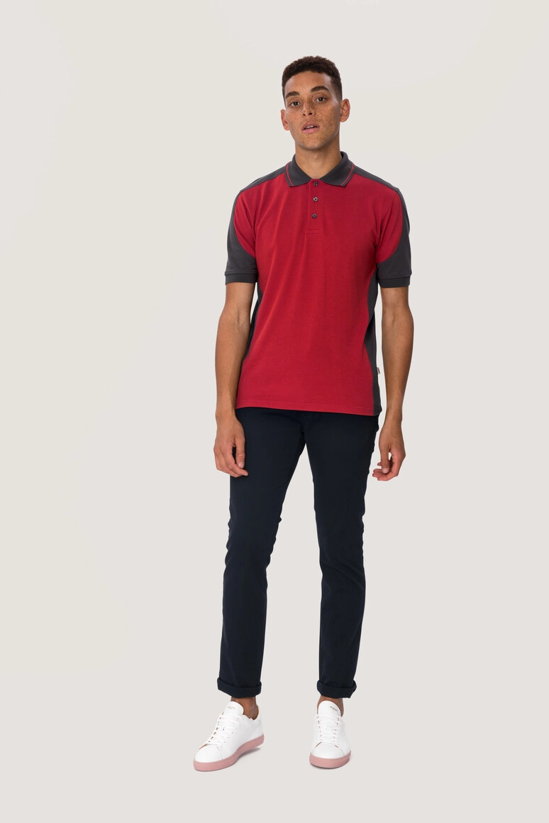 HAKRO Poloshirt Contrast Mikralinar® zum Besticken und Bedrucken in der Farbe Rot/anthrazit mit Ihren Logo, Schriftzug oder Motiv.