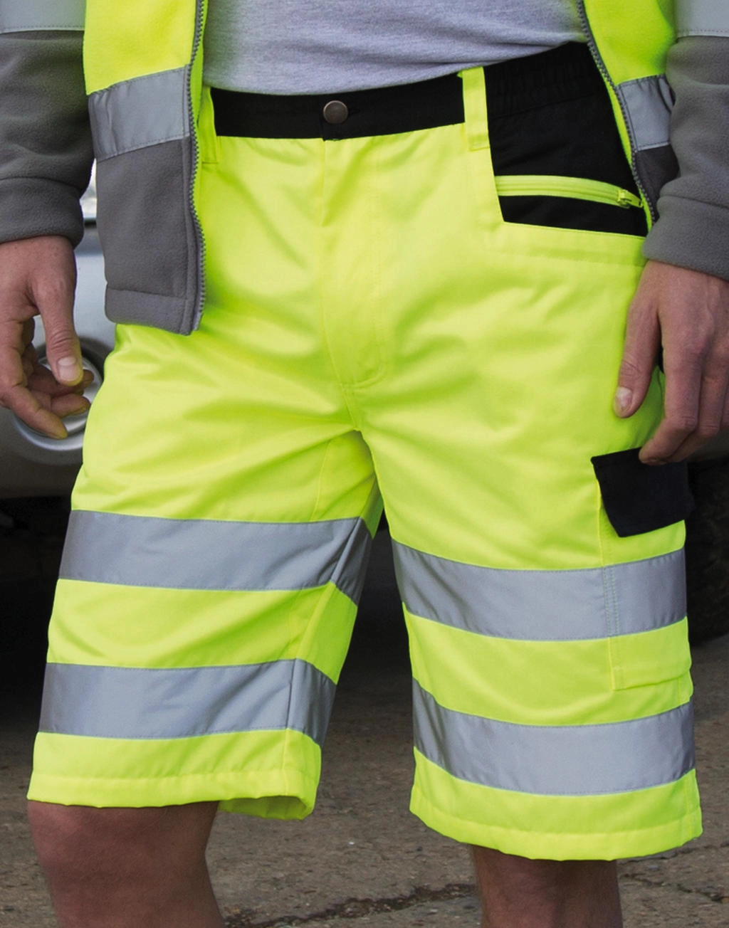 Safety Cargo Shorts zum Besticken und Bedrucken mit Ihren Logo, Schriftzug oder Motiv.