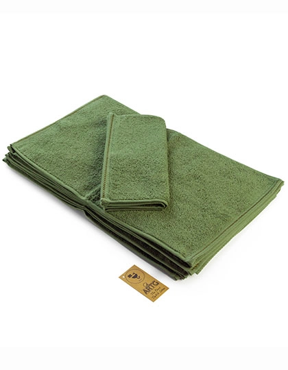 Guest Towel zum Besticken und Bedrucken in der Farbe Army Green mit Ihren Logo, Schriftzug oder Motiv.
