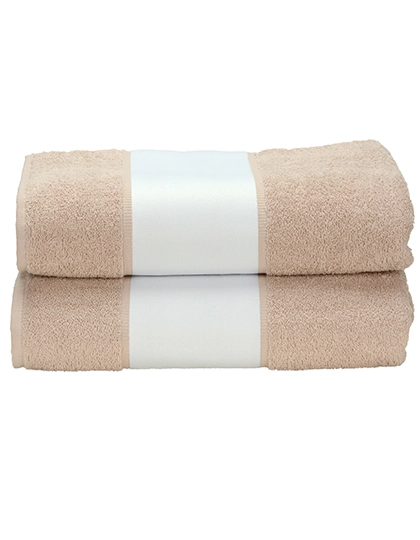 SUBLI-Me® Bath Towel zum Besticken und Bedrucken in der Farbe Sand mit Ihren Logo, Schriftzug oder Motiv.