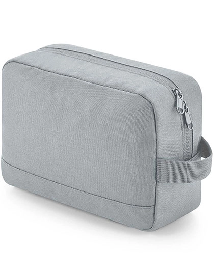 Recycled Essentials Wash Bag zum Besticken und Bedrucken in der Farbe Pure Grey mit Ihren Logo, Schriftzug oder Motiv.