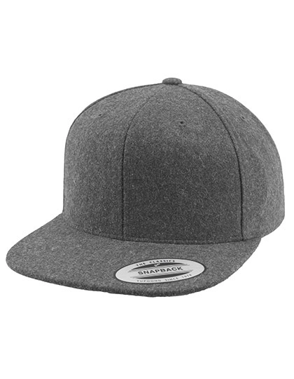 Melton Wool Snapback Cap zum Besticken und Bedrucken in der Farbe Dark Grey mit Ihren Logo, Schriftzug oder Motiv.