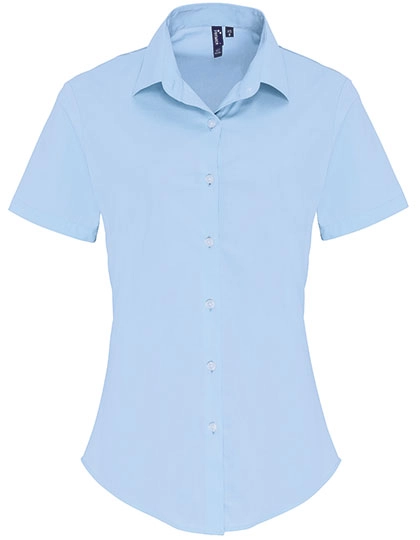 Women´s Stretch Fit Poplin Short Sleeve Cotton Shirt zum Besticken und Bedrucken in der Farbe Pale Blue (ca. Pantone 2717C) mit Ihren Logo, Schriftzug oder Motiv.