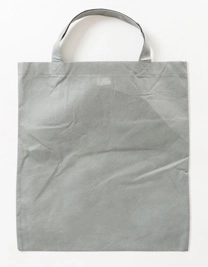 Vliestasche (PP-Tasche) kurze Henkel zum Besticken und Bedrucken in der Farbe Light Grey (ca. Pantone 421U) mit Ihren Logo, Schriftzug oder Motiv.