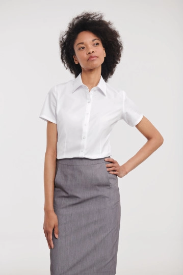 Ladies´ Short Sleeve Tailored Herringbone Shirt zum Besticken und Bedrucken mit Ihren Logo, Schriftzug oder Motiv.